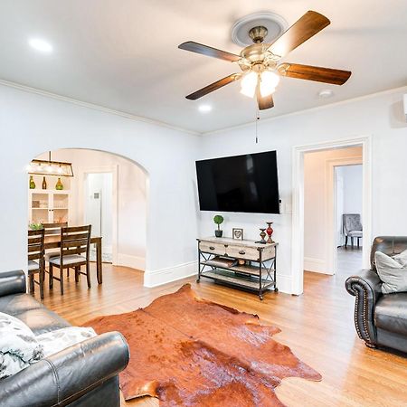 Bright Woodland Apartment Walk To Main Street Exterior photo